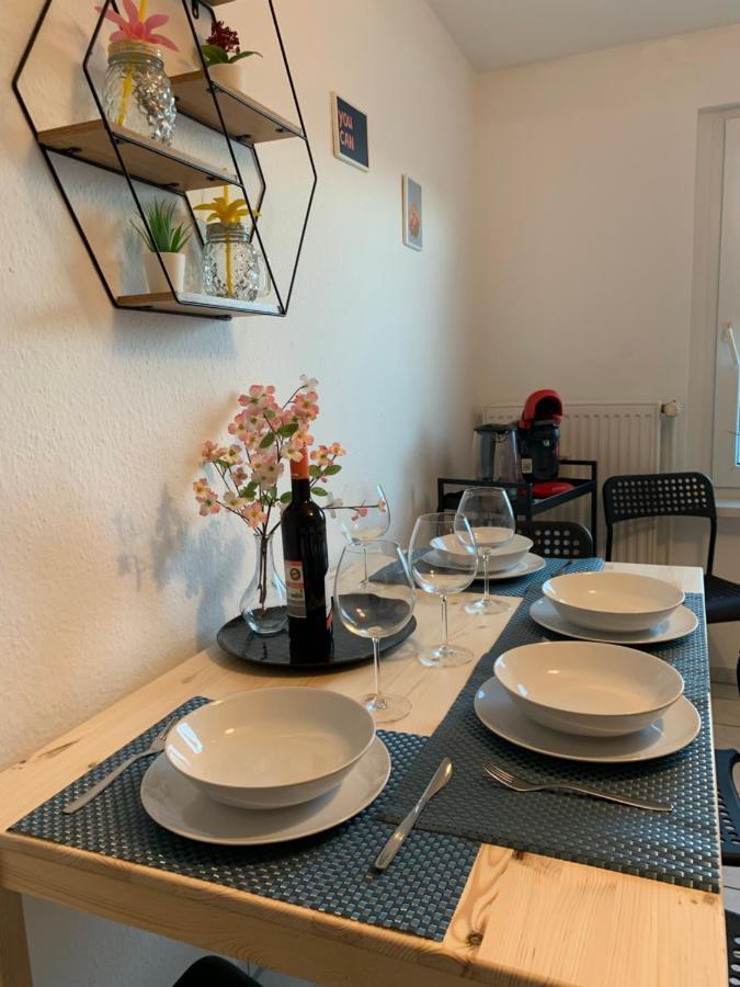 Blue Chili 21-4 - 3 Schlafzimmer - 7 Betten - Wlan - Balkon Magdeburg Exterior photo